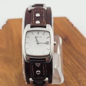 Fossil Womens Silver Tone Double strap Bracelet Watch Wide Brown Leather JR-9972